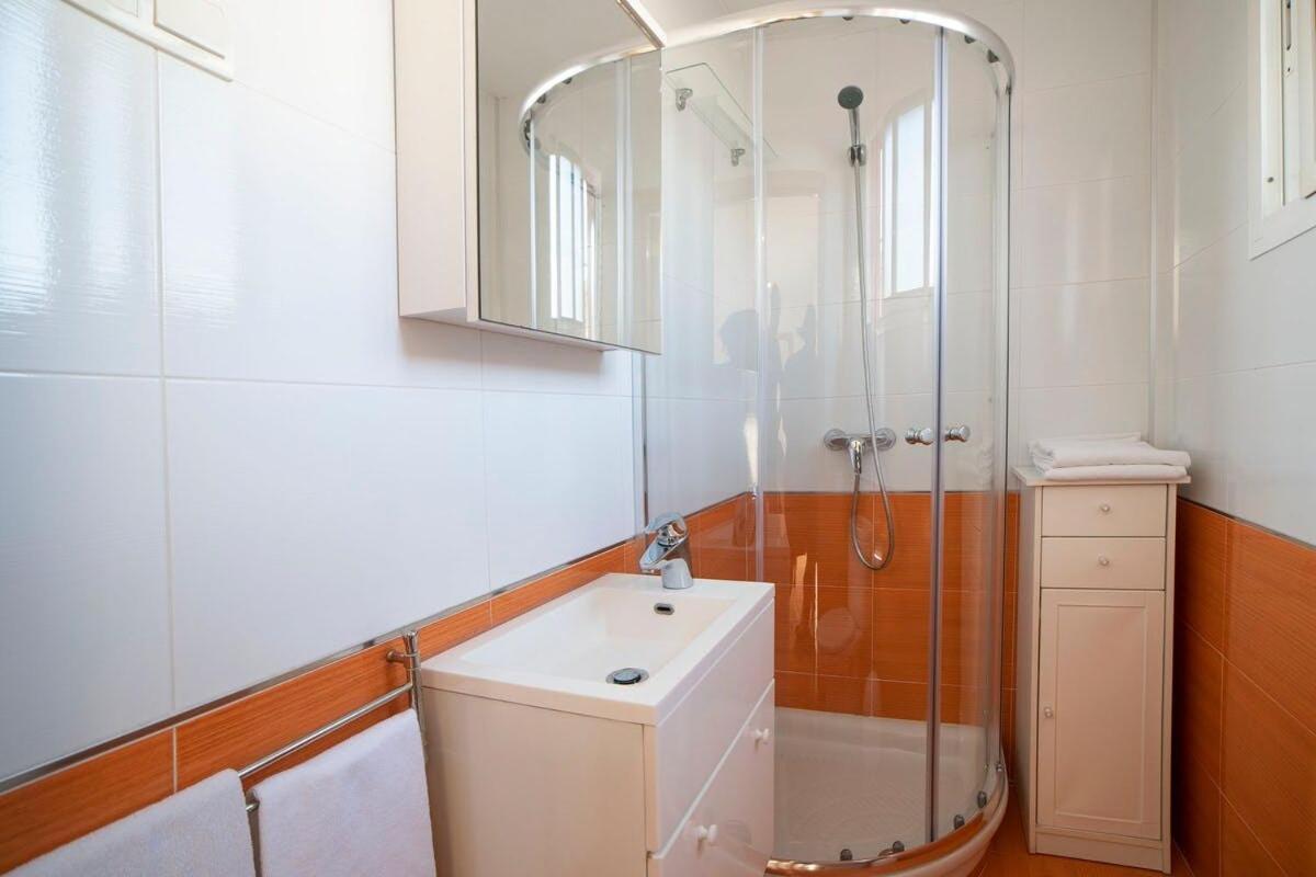 Bonito Apartamento Con Terraza - Pedregalejo Playa 马拉加 外观 照片