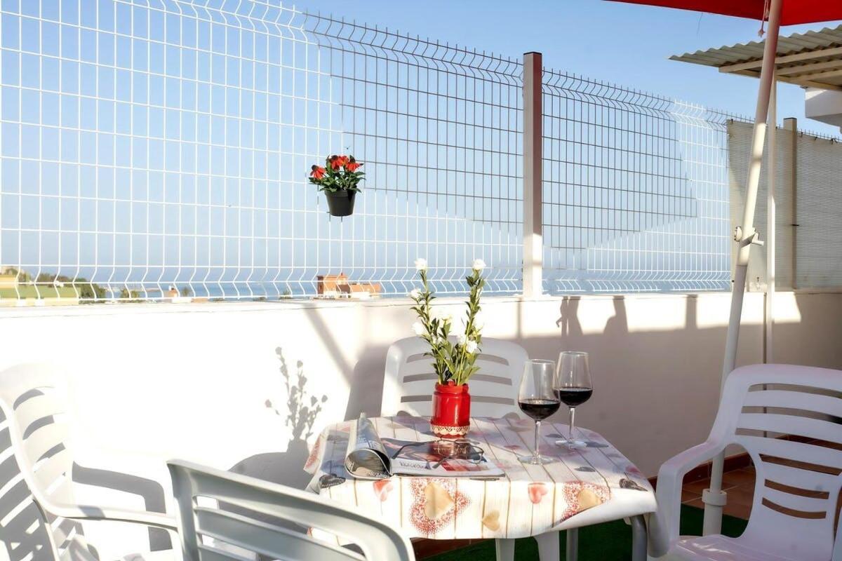 Bonito Apartamento Con Terraza - Pedregalejo Playa 马拉加 外观 照片