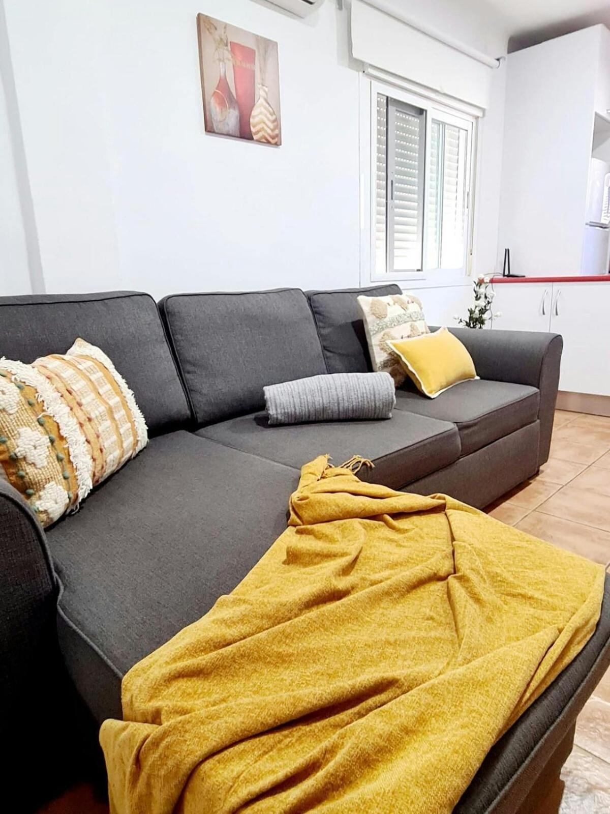 Bonito Apartamento Con Terraza - Pedregalejo Playa 马拉加 外观 照片